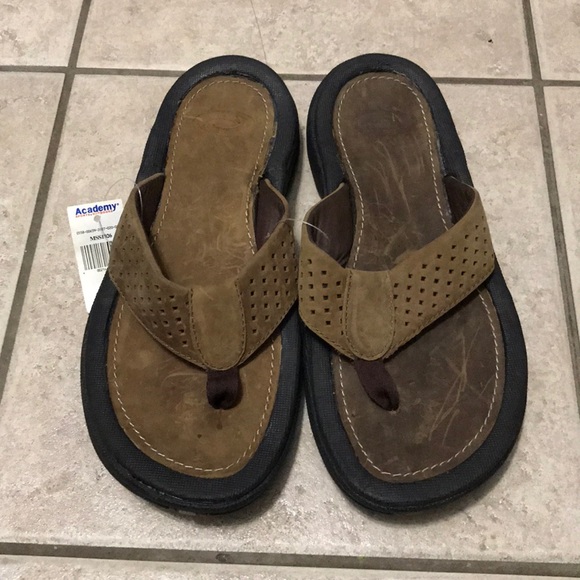 NWT Academy Men’s Sandals - Picture 1 of 3